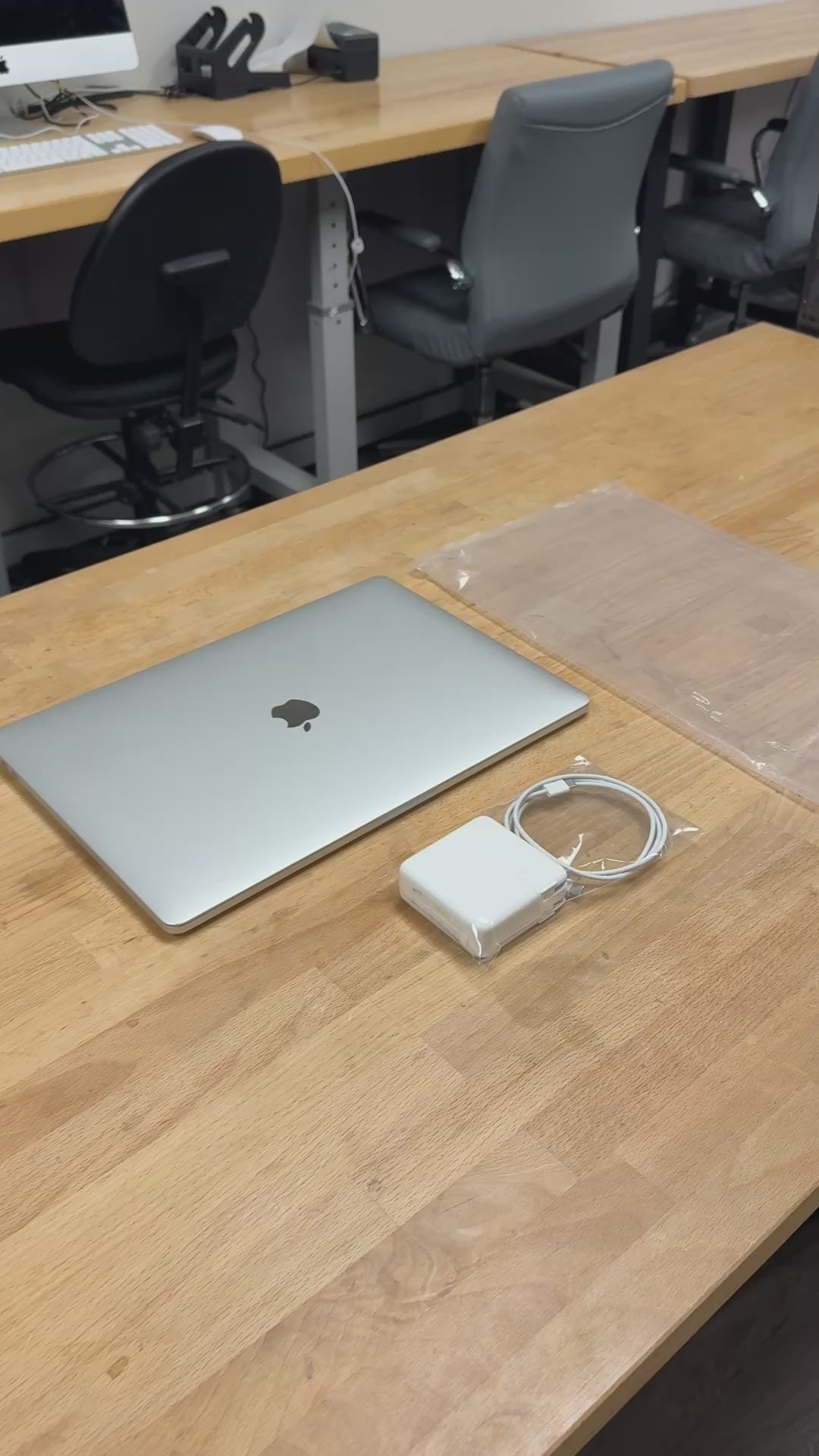 2019 - MacBook Air 13"